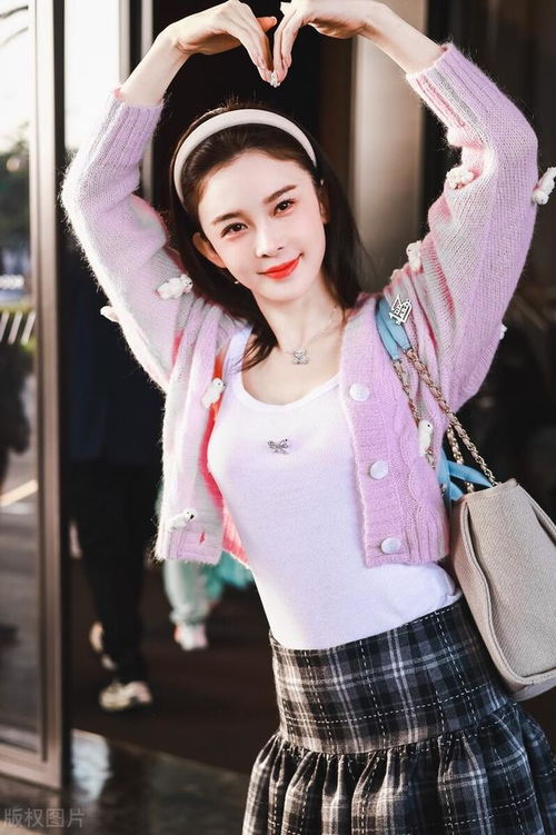 曝赵樱子戛纳红毯被请走，原因令人震惊！