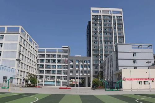 安康市招电子商务专业吗